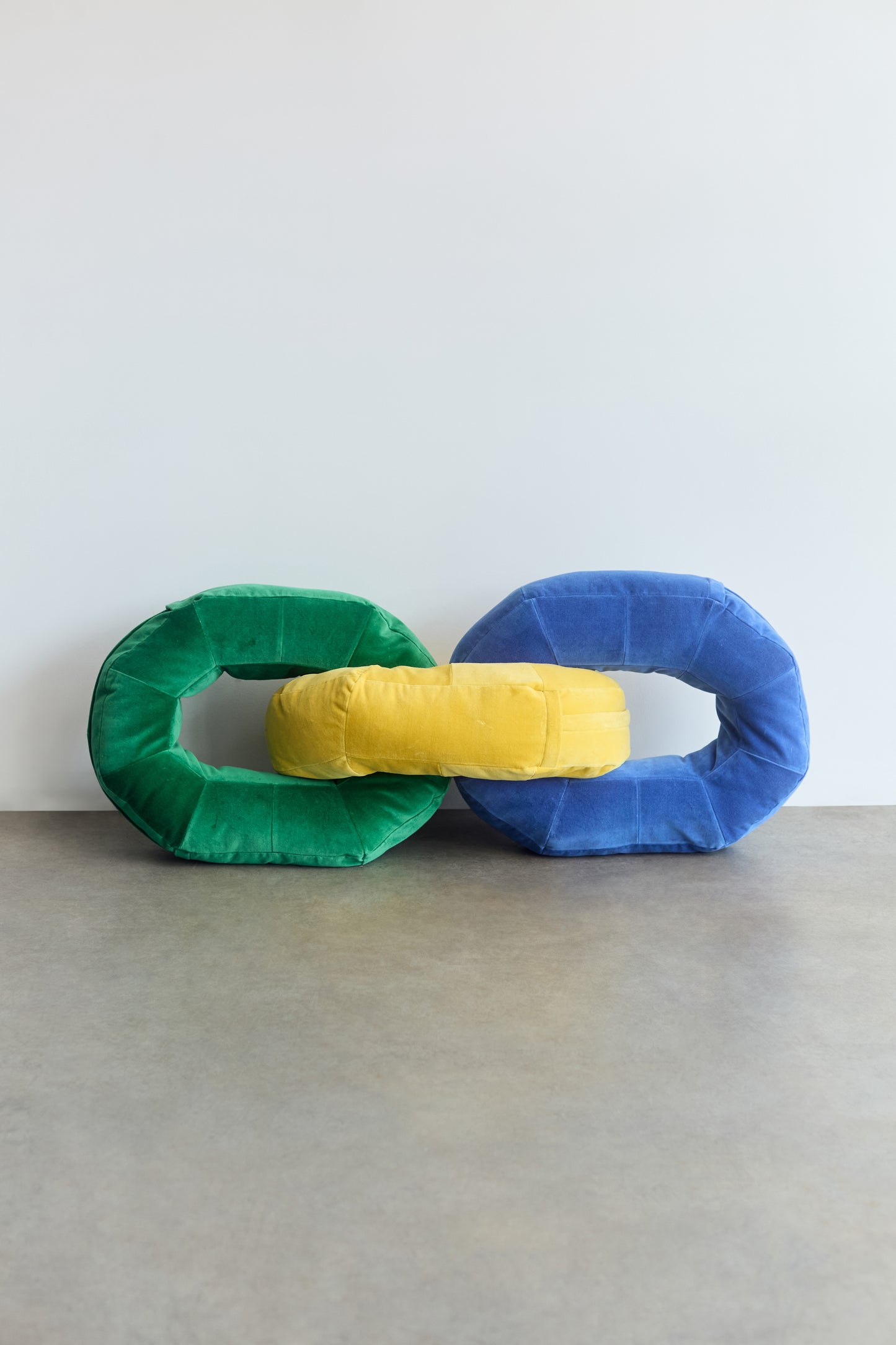 Off The Chain Pillow PDF Pattern